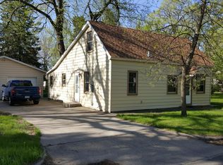 316 6th St S, Sauk Rapids, MN 56379