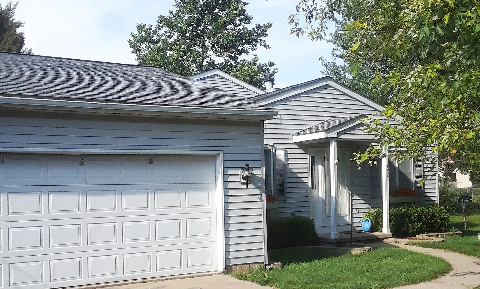 1222 W Herbison Dr photo 1