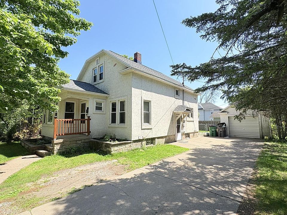 1st image of 330 N 5TH STREET