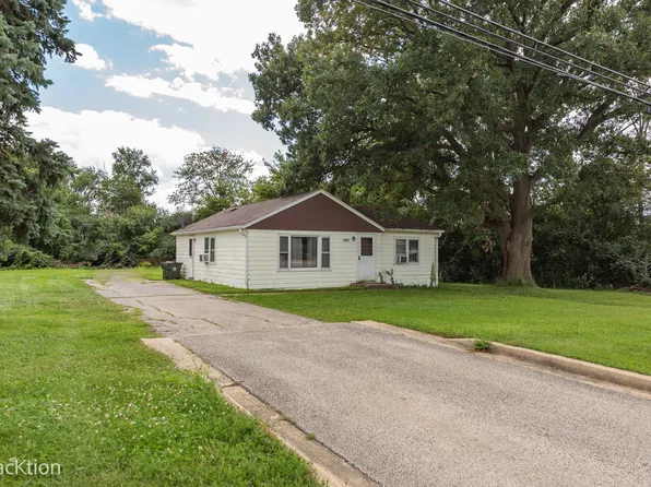 2505 W 75th St, Darien, IL 60561