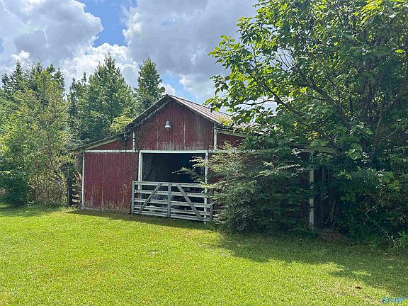 4th image of 4040 County Road 131