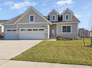 661 Dolce Ct, West Des Moines, IA 50266