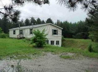 14857 Pauls Pl, Beulah, MI 49617