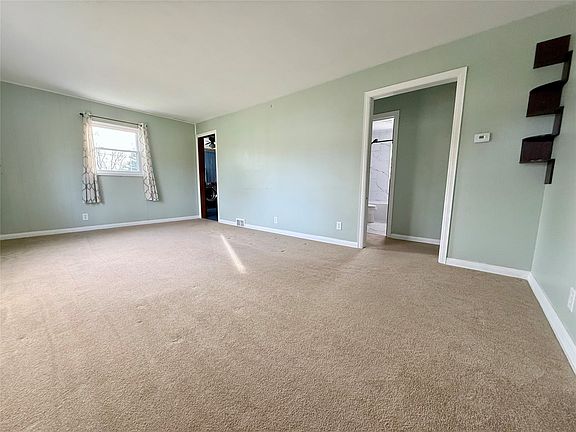 5th image of 4149 Zimmerman Rd