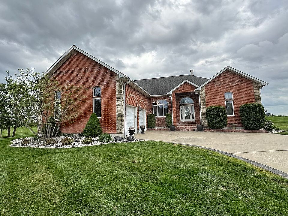 1st image of 210 Meadow Crest Ct