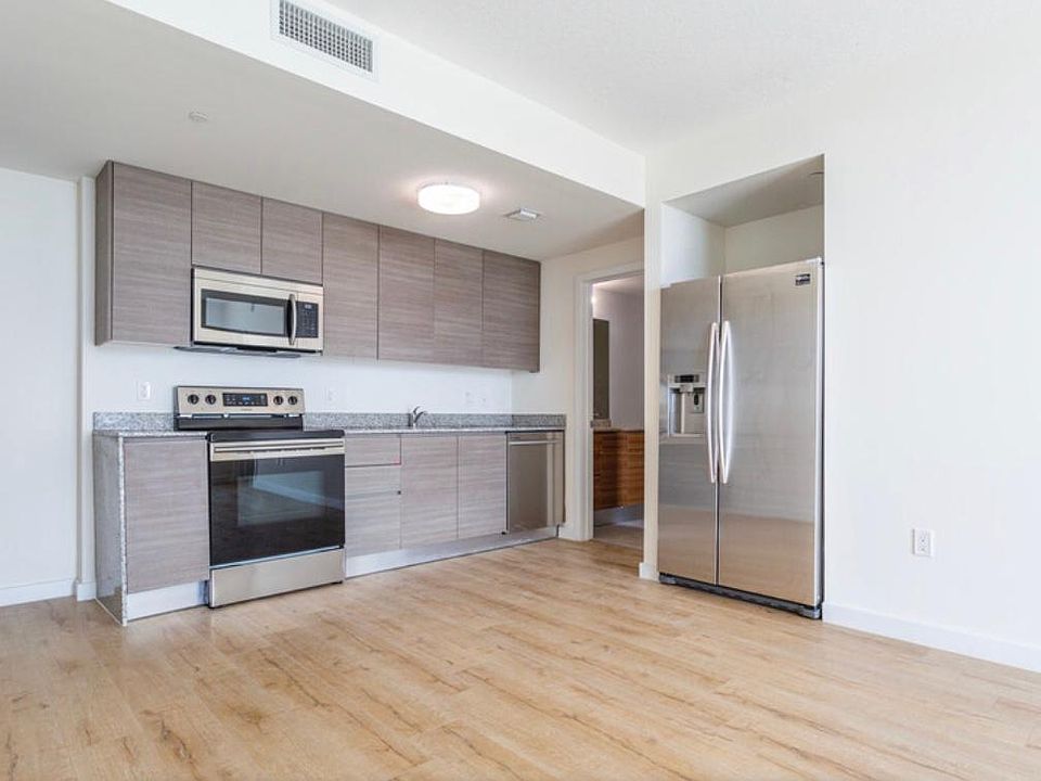 1st image of 1510 NE Miami Pl #2007