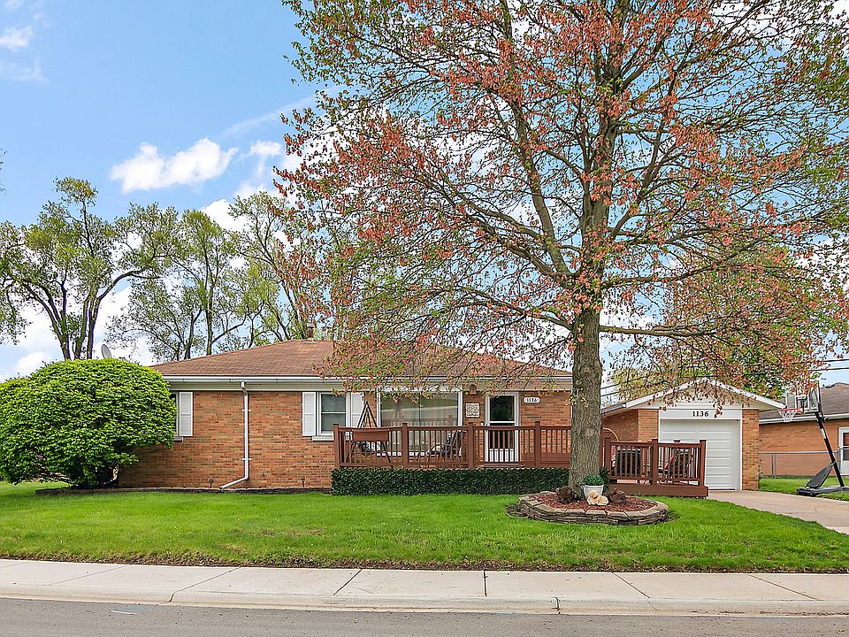 1st image of 1136 Riverlane Dr
