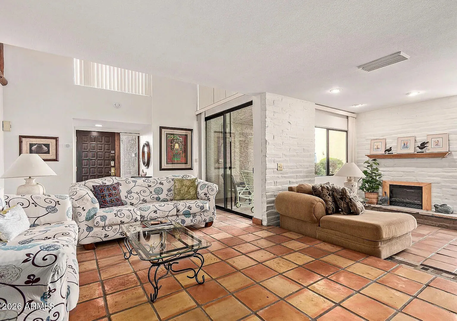 4 bed, 3.5 bath, 2351 sqft, $3,000 — Photo 3