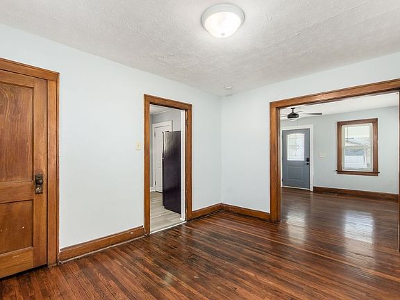 5th image of 255 Belvidere Ave