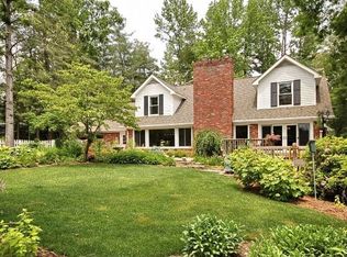104 N Shore Dr, Hendersonville, NC 28739