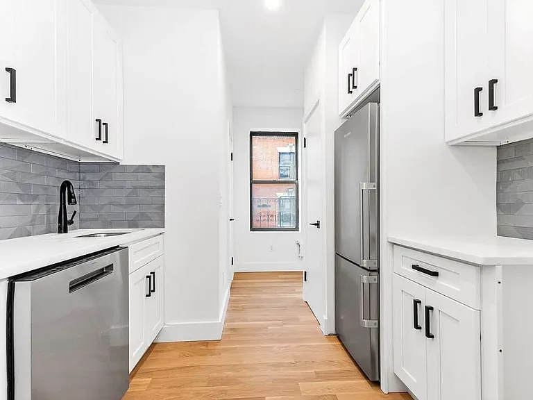 28 Bedford St #20 — Photo 3