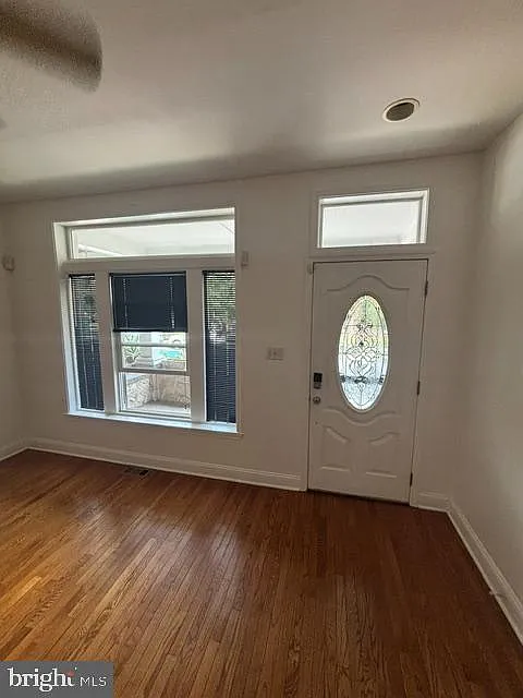 2 bed, 2.0 bath, 1712 sqft, $2,200 — Photo 3
