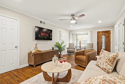 1213 Dalhart Dr Photo 1