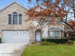 528 Hackberry Dr, Fate, TX 75087