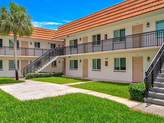 4th image of 6650 SW 39th St #B5
