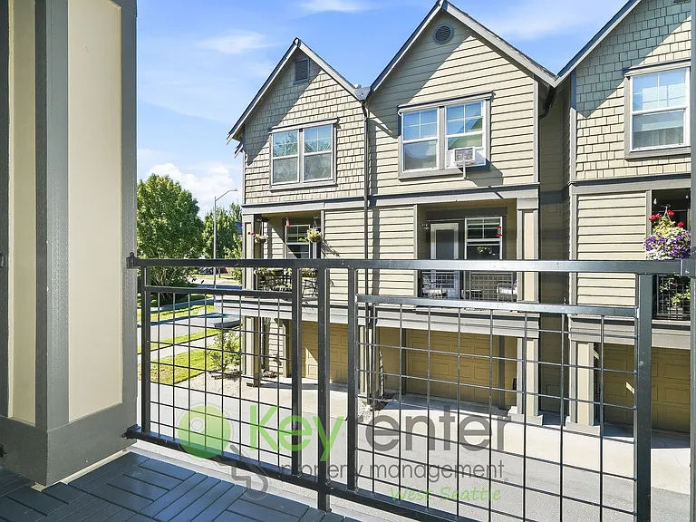 2634 SW Myrtle St — Photo 29