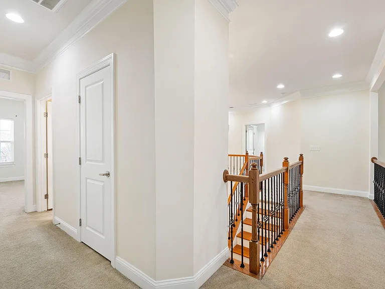 2707 Abruzzo Dr — Photo 40