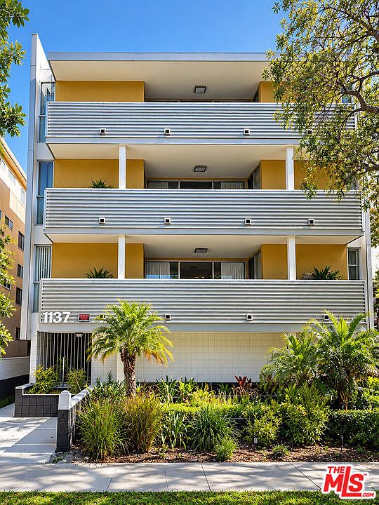 1st image of 1137 11th St APT 301