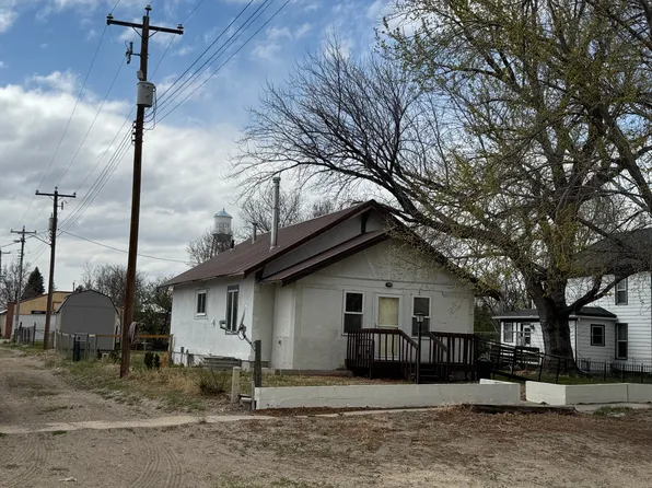 223 N Walnut St, Cody, NE 69211
