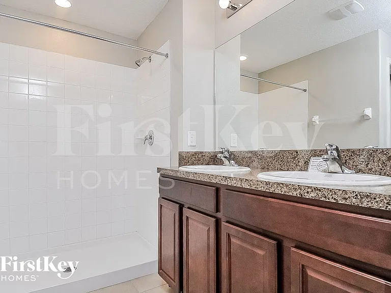 5045 Brickwood Rise Dr — Photo 10
