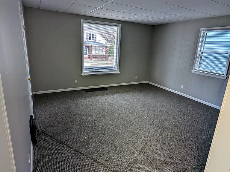 1014 Harrison Ave #1L — Photo 4