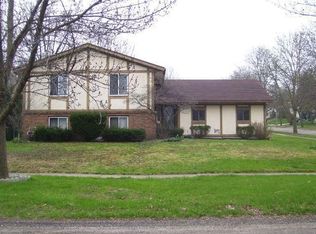 366 Lenora Ave NW, Grand Rapids, MI 49504