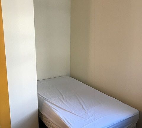 4th image of 210 13th Ave E APT C6