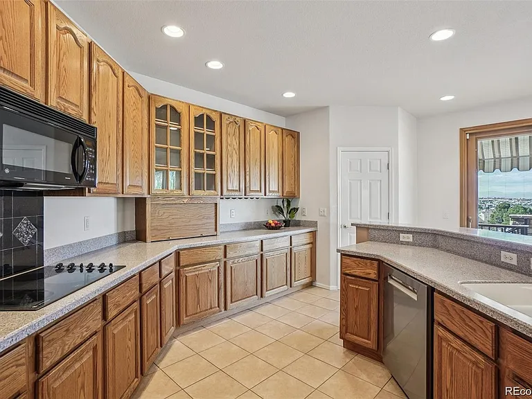 6333 S Sicily Way — Photo 9