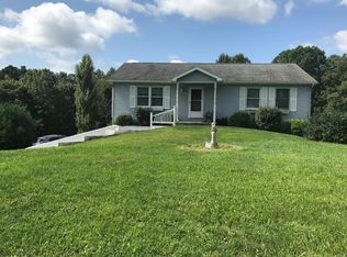 23 Hidden Acres Dr, Pine Grove, PA 17963