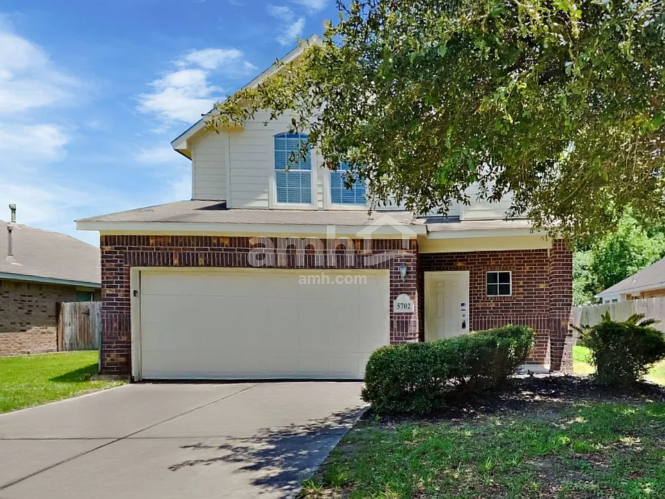 5702 Rocky Trail Dr