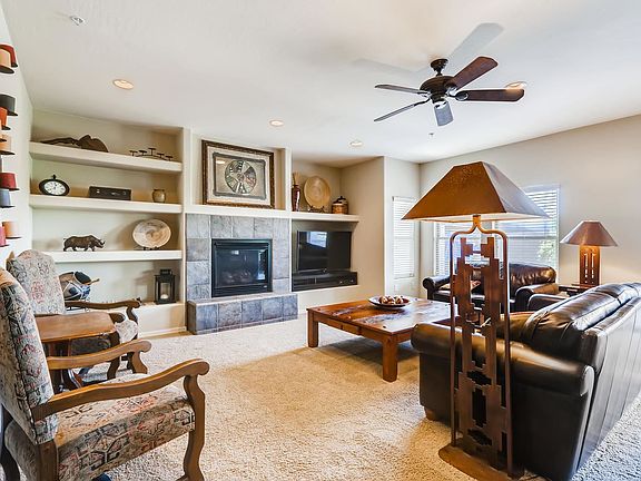 4th image of 20121 N 76th St Unit 2019