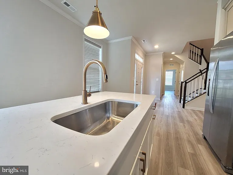 22320 Plover St — Photo 5