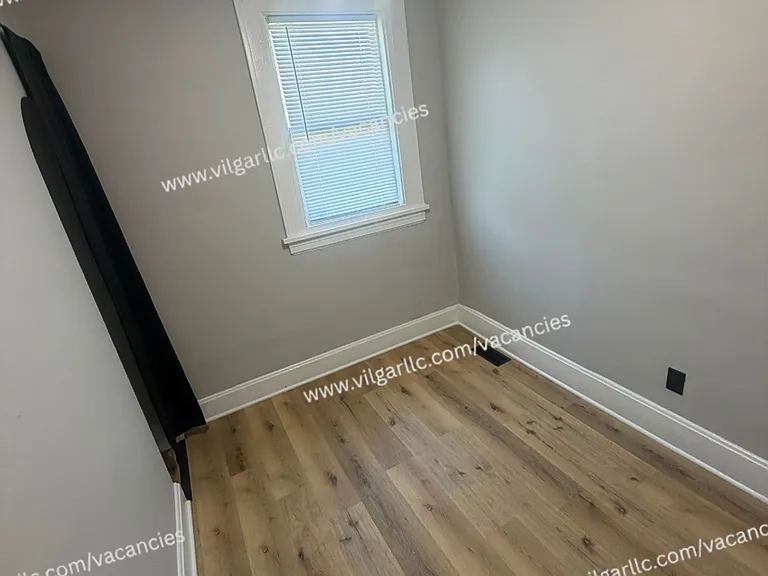 5035 Tod Ave — Photo 16