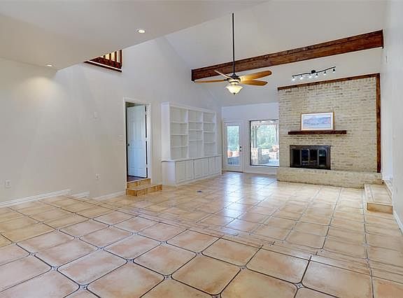 3rd image of 332 Eagle Dr