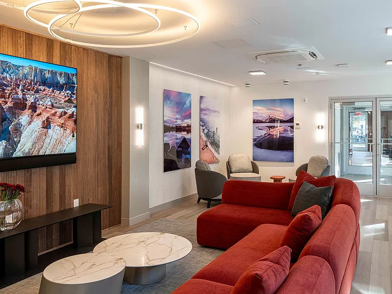 Wilton Center Lofts — Photo 42