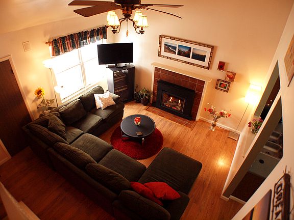 3rd image of 13 Margaret Dr