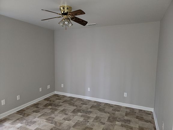 5th image of 101 Tonyota Ct #101