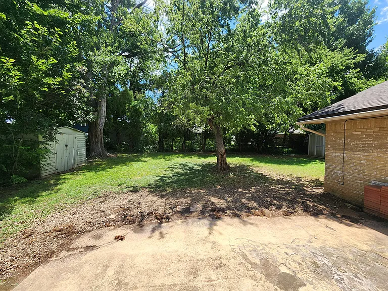1313 Whippoorwill Dr — Photo 31