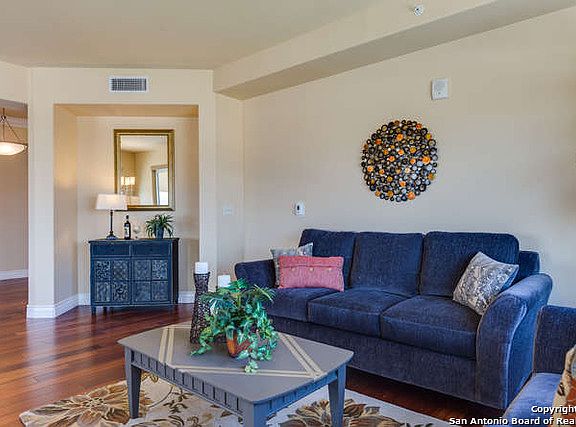 3rd image of 215 N CENTER #1602
