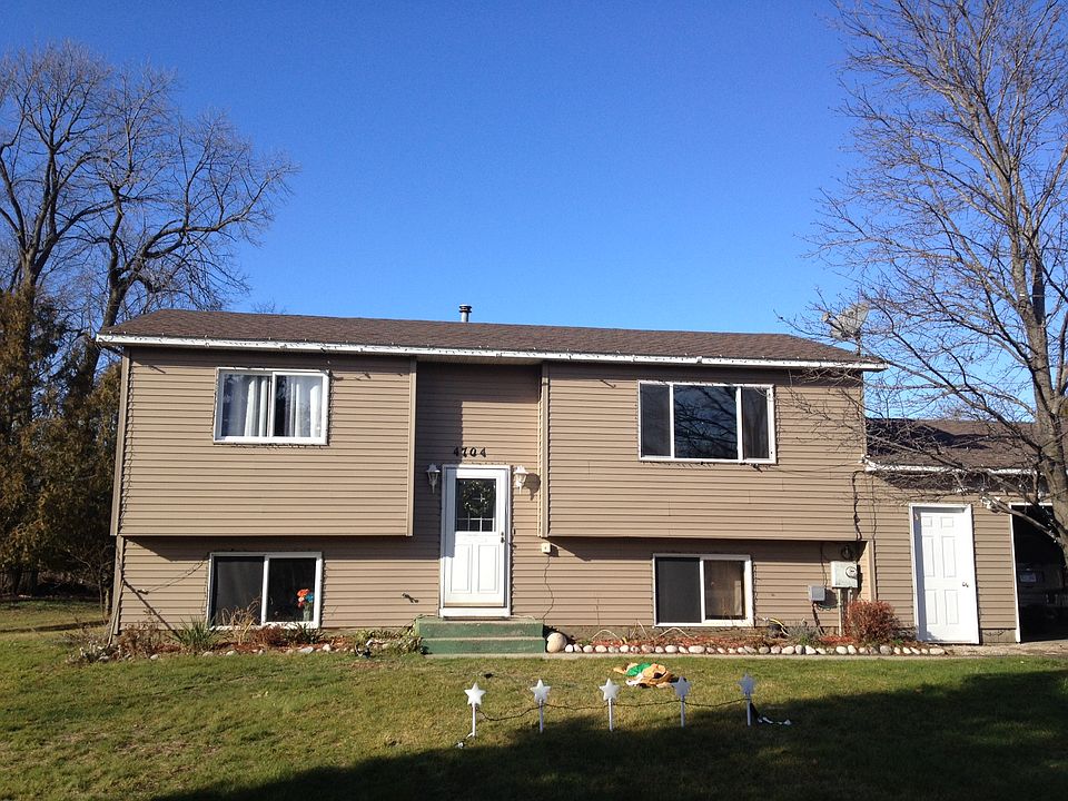 1st image of 4704 Manor Wood Dr N