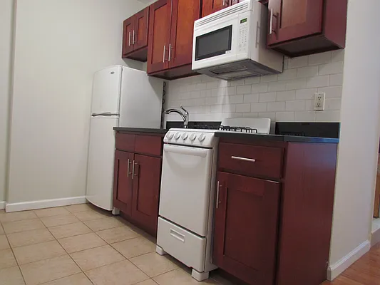 Rented by Landmark Real Estate | media 7