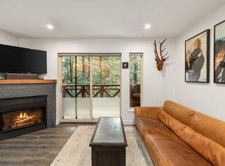 3070 Hillcrest Dr #113, Whistler, BC