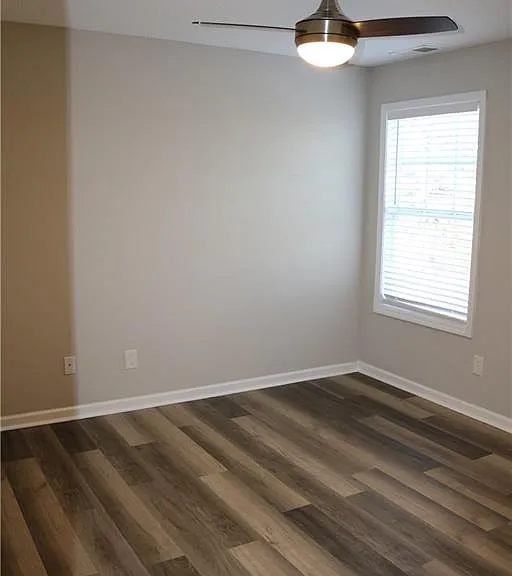 954 Downing Dr — Photo 30