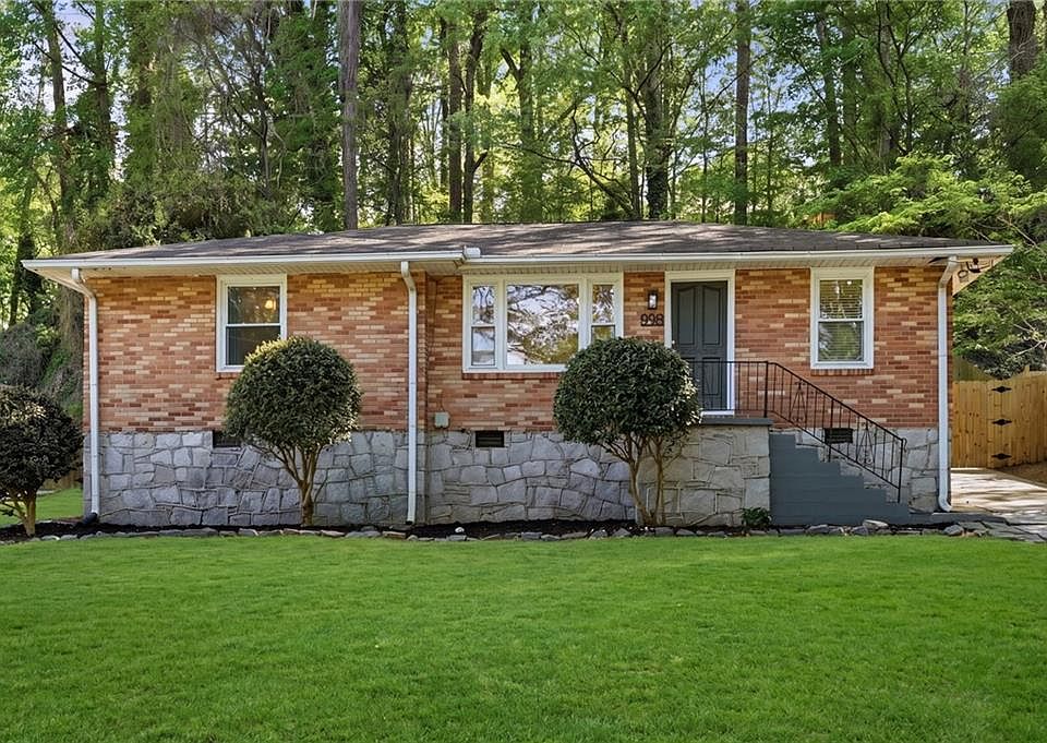 1st image of 898 Scott Cir