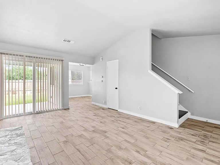 7505 Saint Amant Pl #A — Photo 5