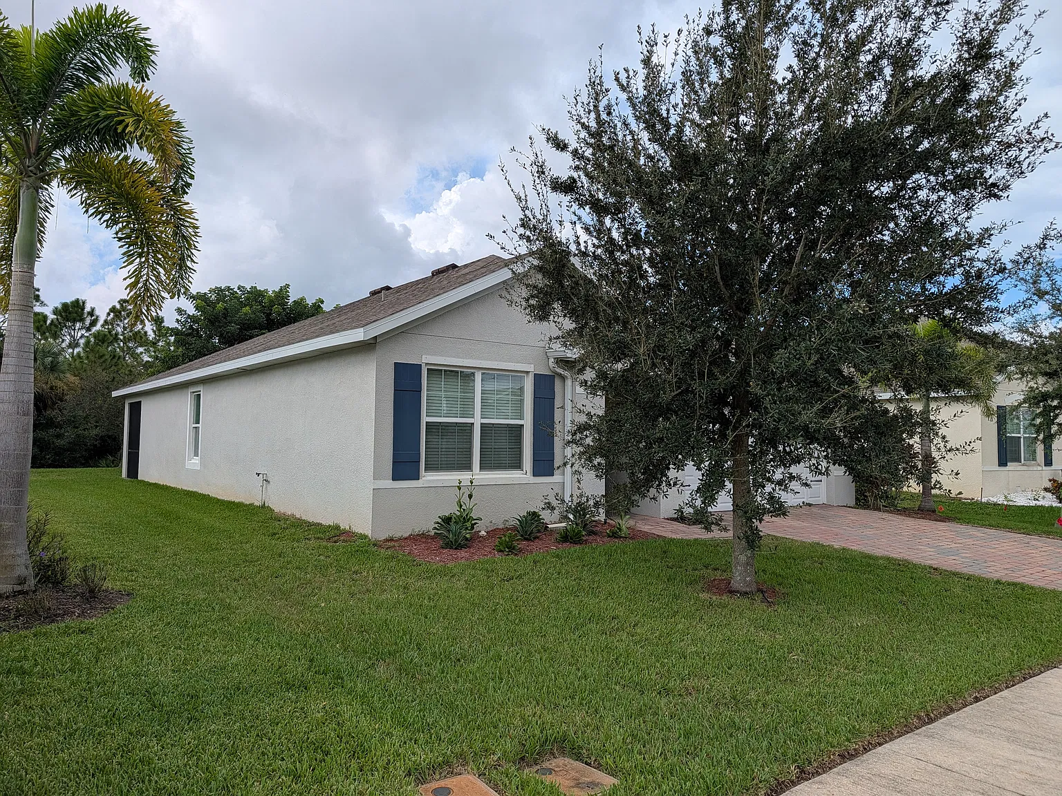 3 bed, 1672 sqft, $2,100 — Photo 2