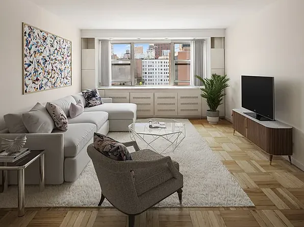 233 East 69th Street 17G image 2 of 10