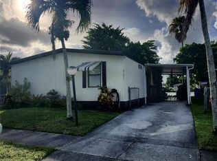 21631 S Heritage Cir, Hollywood, FL 33029