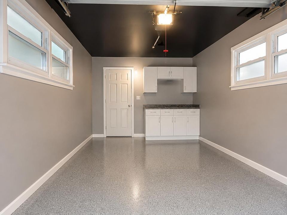 2nd image of 58 Balfour Ln