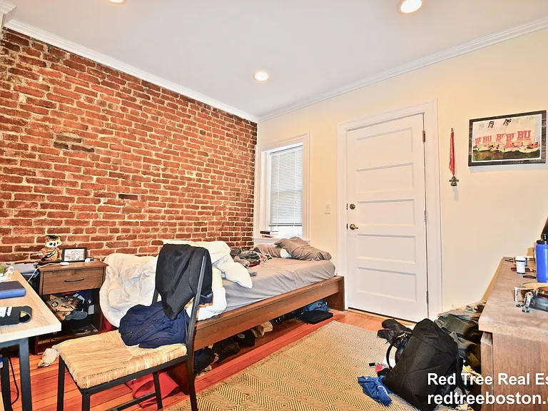 1616 Beacon St #5 — Photo 7